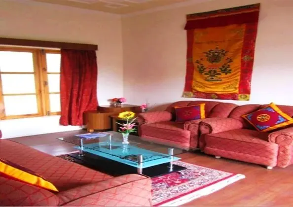 TIH Global Family Resort - Saboo - Leh - Lobi