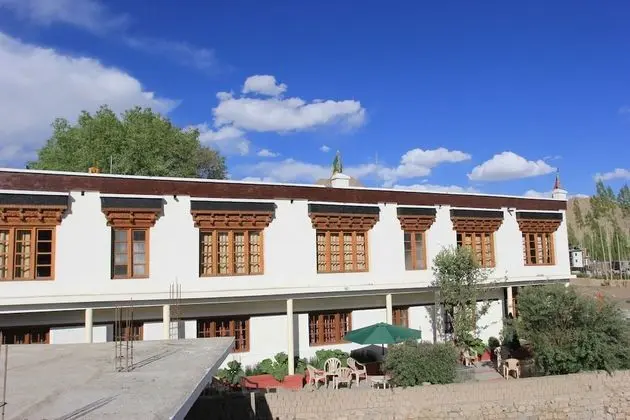 TIH Hotel Mahay Palace - Dış Mekan