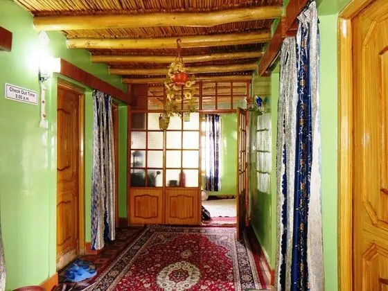 TIH Rahela Guest House & Home Stay - Lobi