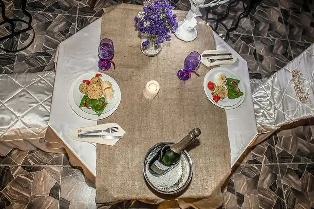 Hotel Tikary - Yerinde Yemek