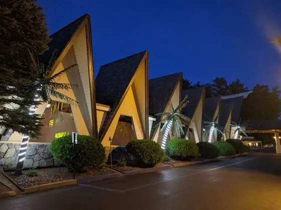 Tiki Resort