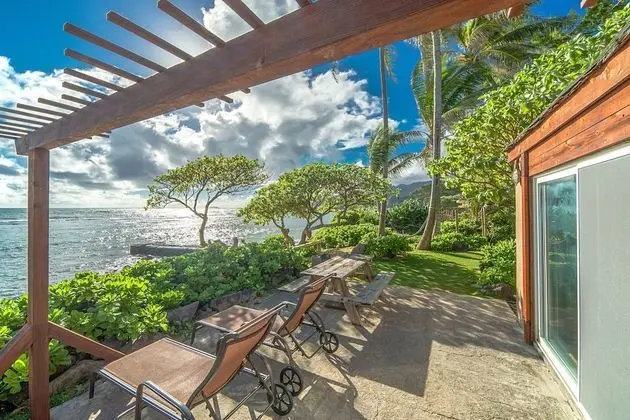 Tiki Moon Villas