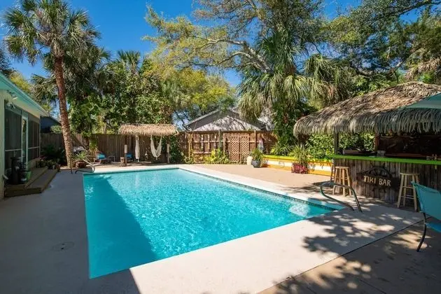 Tiki Nest