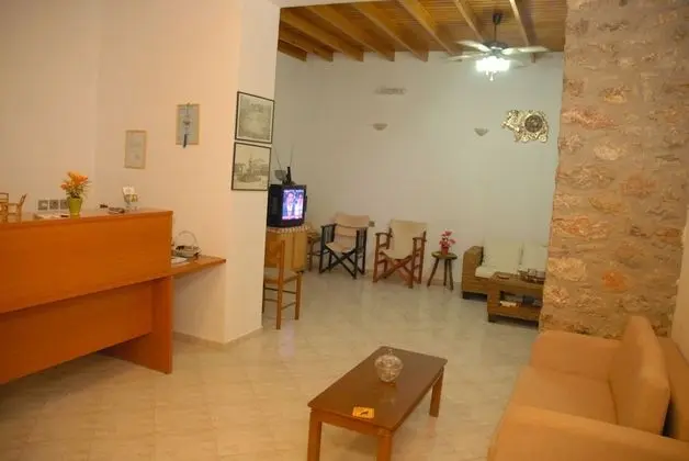 Tilos Fantasy Apartments - Lobi