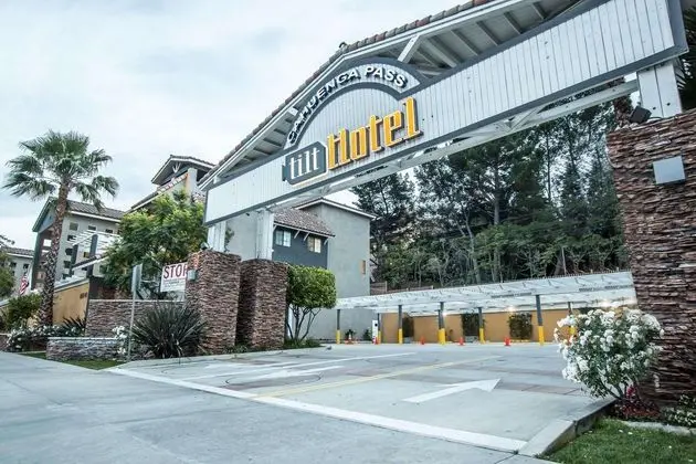 Tilt Hotel Universal Hollywood, an Ascend Hotel Collection Member