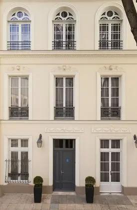 Timhotel Opera Blanche Fontaine