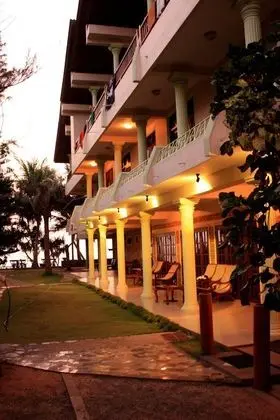 Time N Tide Beach Resort