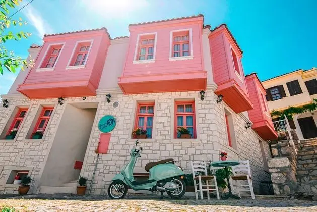 Tin Ada Bozcaada