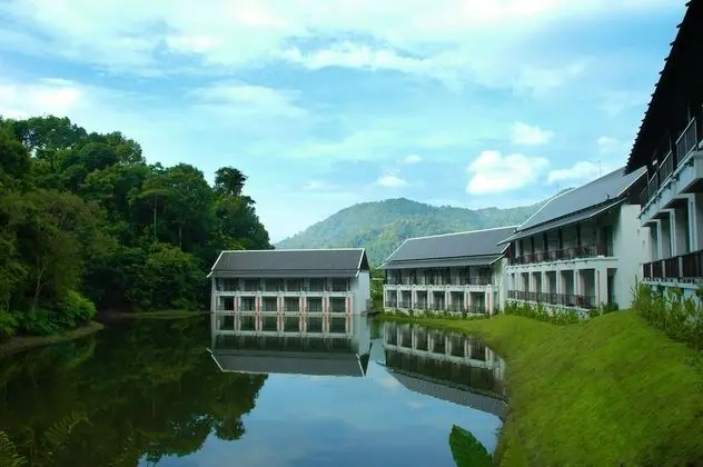 Tinidee Golf Resort Phuket - Dış Mekan