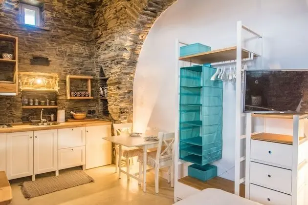 Tinos Pegion House - Mutfak