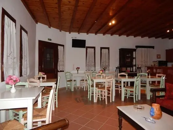 Tinos Suites & Apartments - Lobi