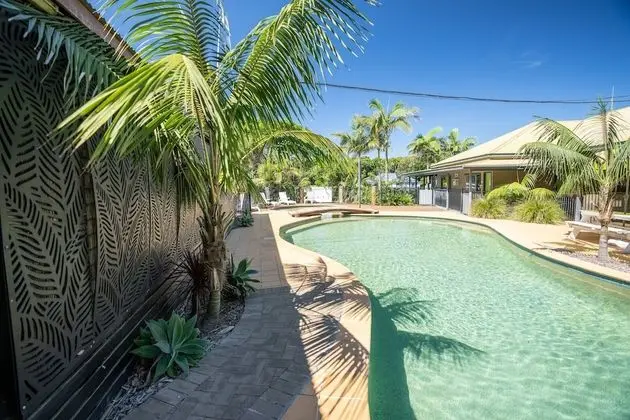 Tiona Palms Holiday Park - Havuz