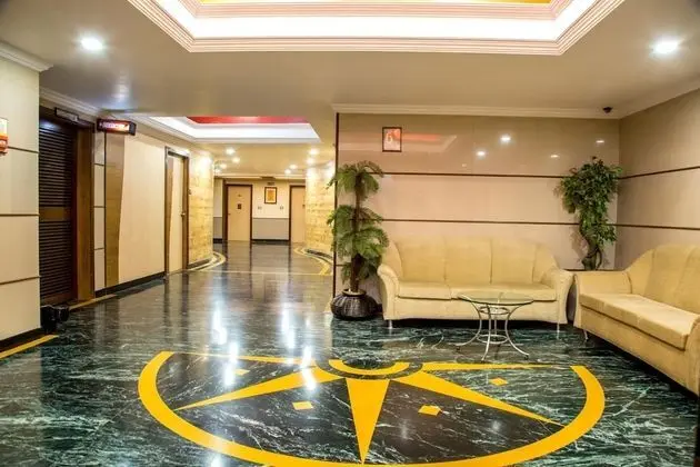 Hotel Tip Top Plaza - Lobi