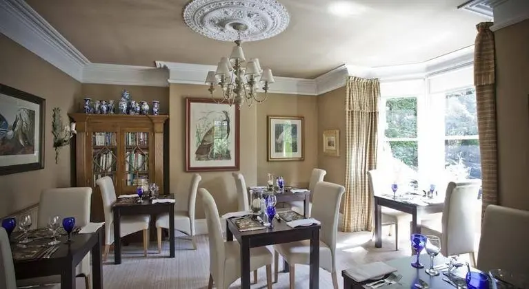 Tir y Coed Country House