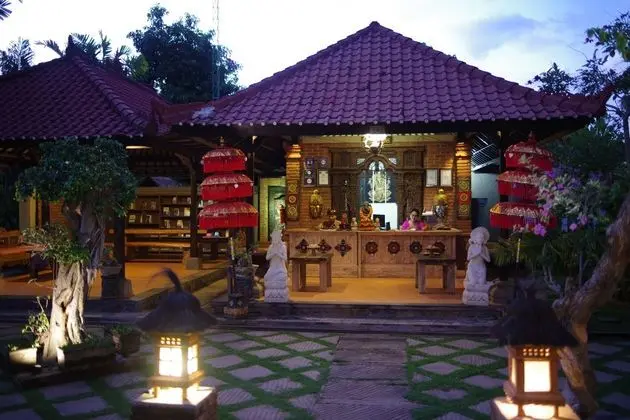 TIRTA SARI BUNGALOW - Dış Mekan