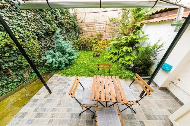 Tischler Apartment & Studio