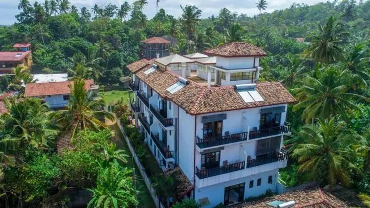 Villa Tissa Beach Resort