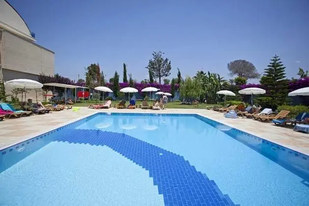 Titan Select Hotel - 9