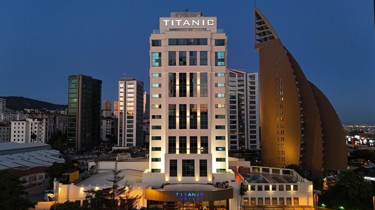 Titanic Business KartalFotoğrafı