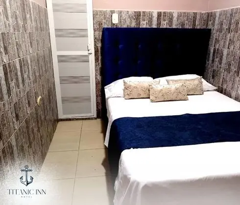 Hotel Titanic Inn - Oda