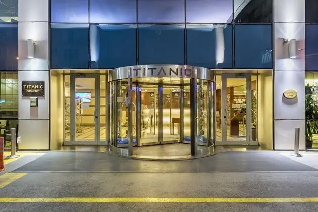 Titanic Port Bakirkoy - Dış Mekan