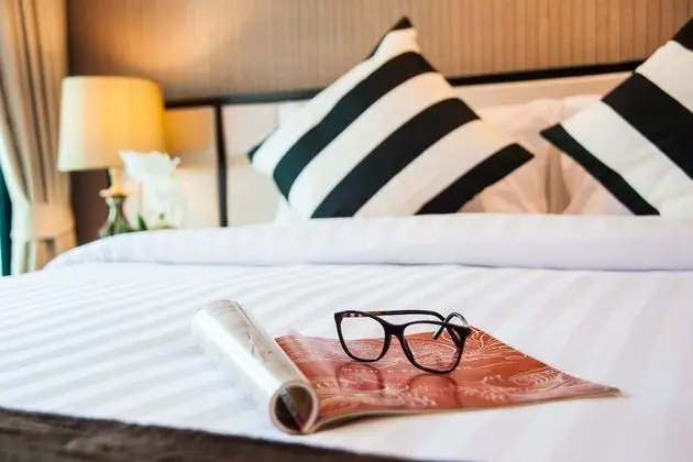 The Title KR Beach Condotel Rawai Phuket - Oda