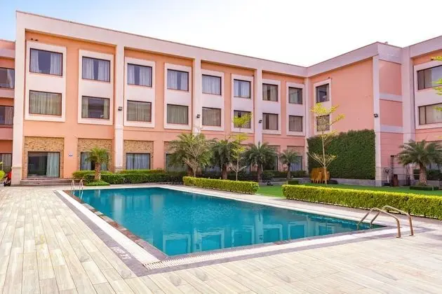 Tivoli Grand Resort - 1