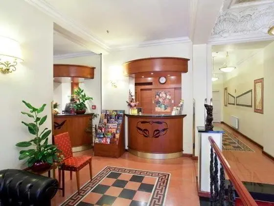 Hotel Tivoli Prague - Lobi