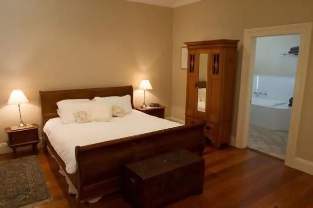 Tizzana Winery Bed & Breakfast - Oda