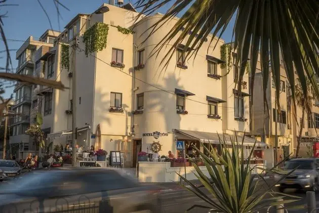 TLV 88 Sea Hotel - Dış Mekan