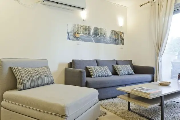 TLV Suites By The Sea - 2 Rooms