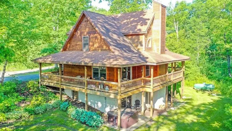 Toasted Marshmallow Lodge - Öne Çıkan Resim
