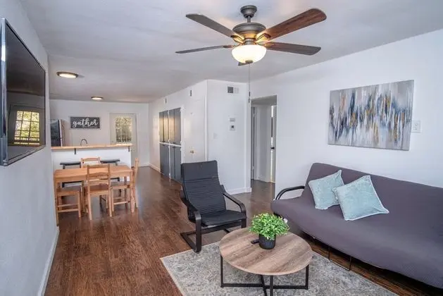 Tobin Hill 2/2 Apt! 5mindt, 2min Pearl & St Marys! - İç Mekan