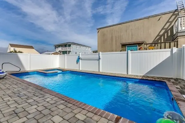 Together Resorts Cherry Grove Resort at 204 54th B - Havuz