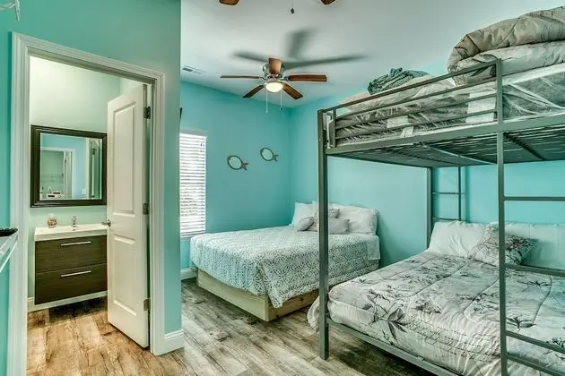 Together Resorts Cherry Grove Resort at Hunter 1022 - Oda