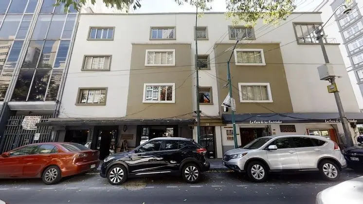 Tokio Suites