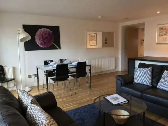 Tolbooth Apartments - Genel