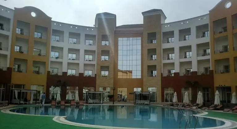 Tolip Family Park Hotel