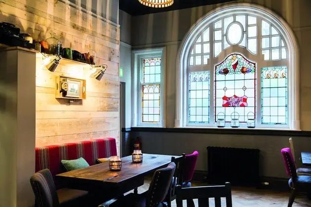 Toll House Inn - İç Mekan