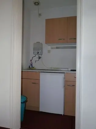 Tolstov-Hotels Big Room Apartment - Mutfak