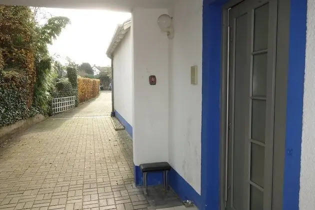 Tolstov-Hotels Large 3 Room Apartment with Garden - Oda