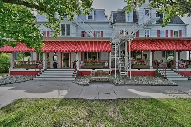 Tom Quick Inn