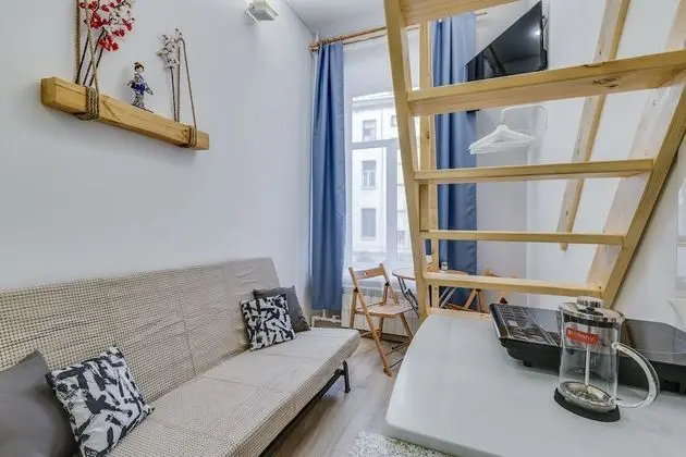 Tomi Apartments