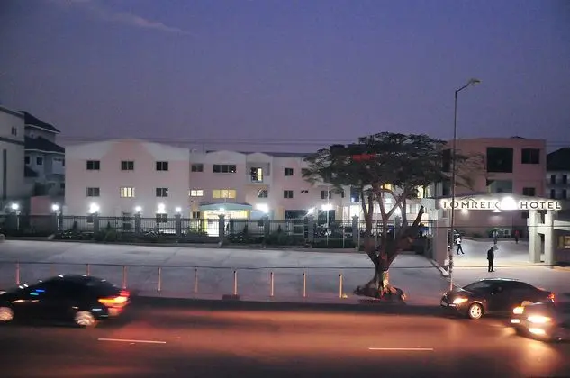 Tomreik