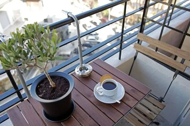 Tom's Bachelor Pad - Dış Mekan
