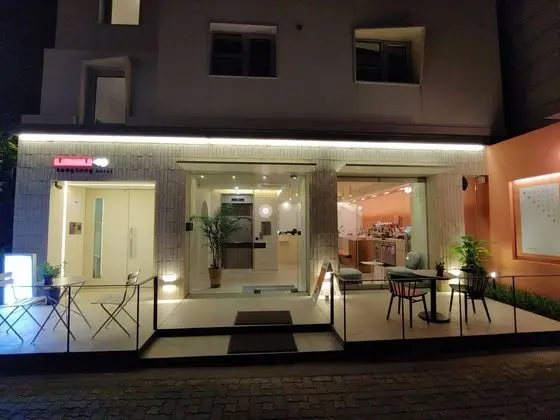 TongTong Petit Hotel