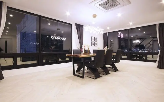 Tongyeong Boutique Hotel Gray