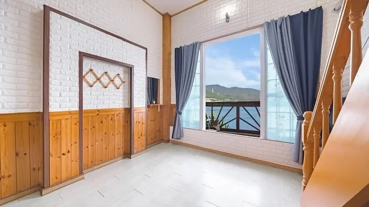 Tongyeong Hwanggeumbada Pension - Dış Mekan