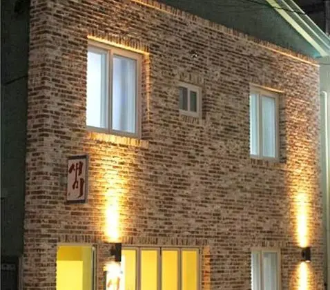 Tongyeong Semiee Guest House