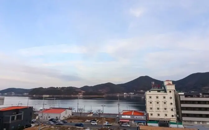 Tongyeong Unique Hotel THE View